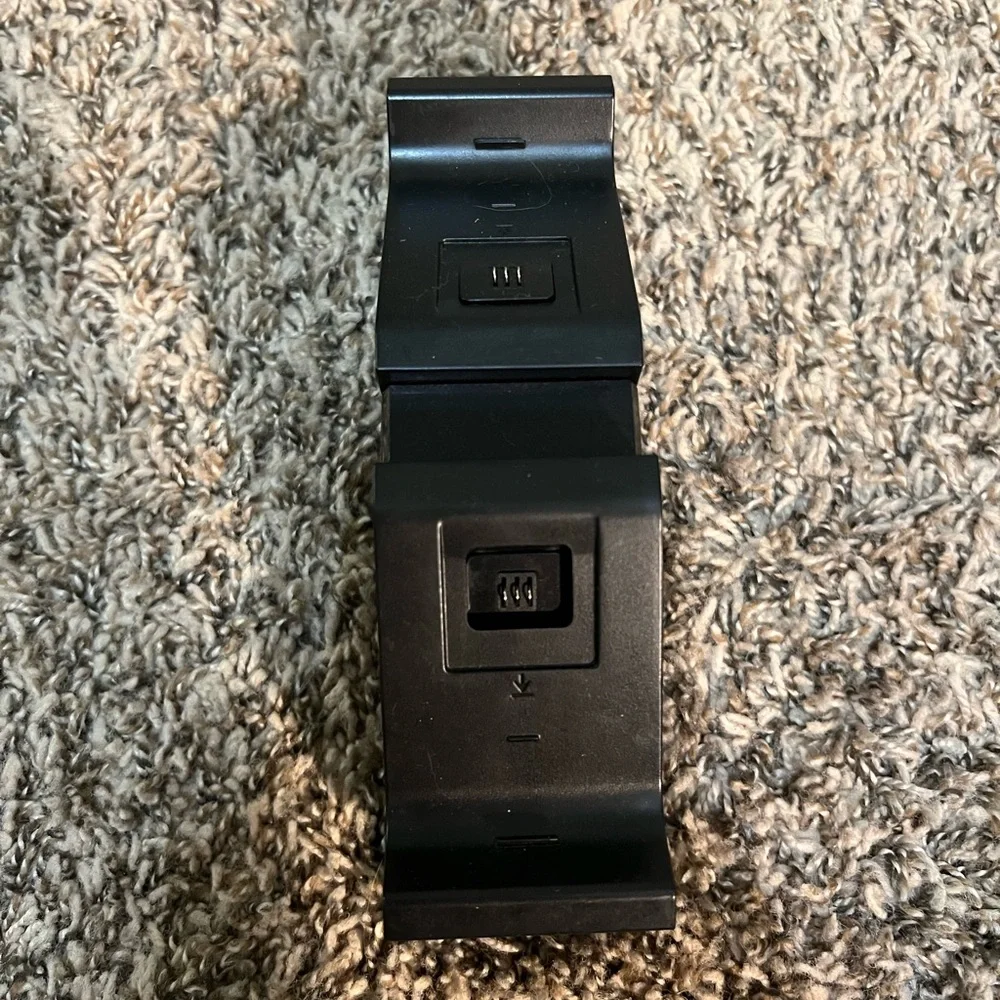 XBox One Game Control Holder & Charger